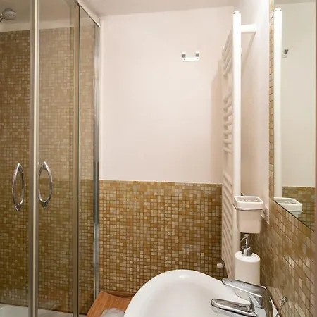 Gaudio 53 - Loft In Center Σαν Ρέμο