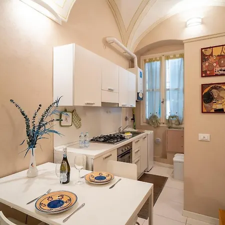 Apartment Gaudio 53 - Loft In Center Sanremo